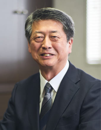 代表取締役梶本 曜二